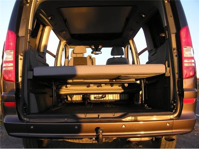 Mercedes-Benz 210 Van • 2012 • 179,000 km 5