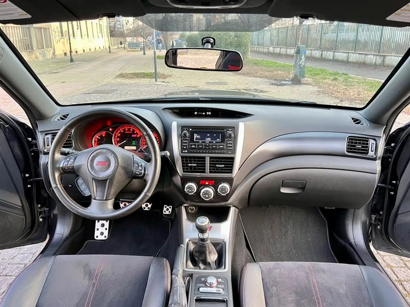 Subaru Impreza WRX • 2011 • 89,000 km 3