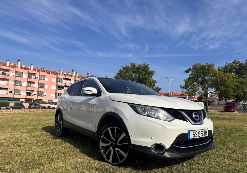 Nissan Qashqai • 2017 • 72,454 km 1