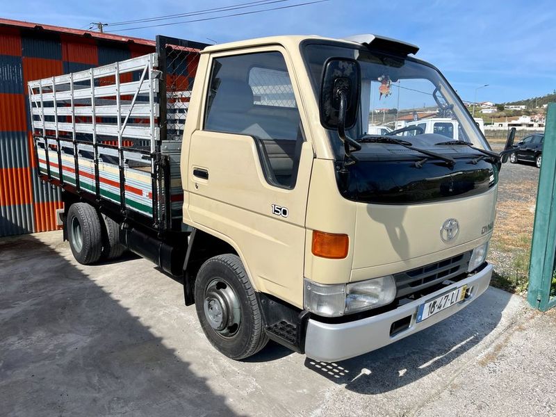 Toyota Dyna • 1998 • 120,000 km 1