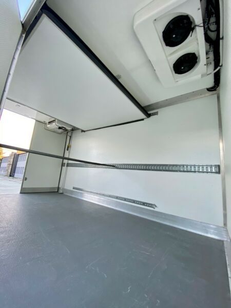 Mercedes-Benz Sprinter • 2015 • 181,184 km 7