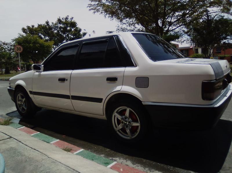Mazda 323 • 1991 • 10 km 3