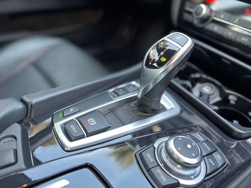 BMW 520D • 2017 • 90,000 km 7