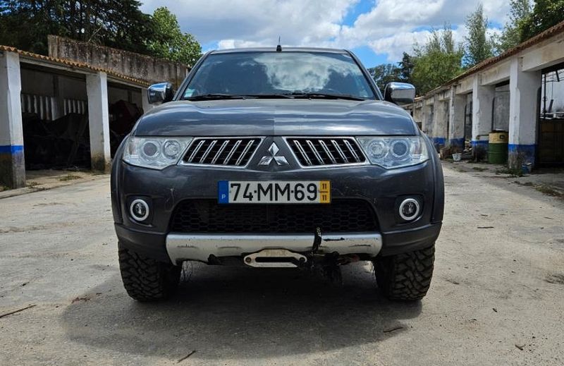 Mitsubishi L200 • 2011 • 180,000 km 1