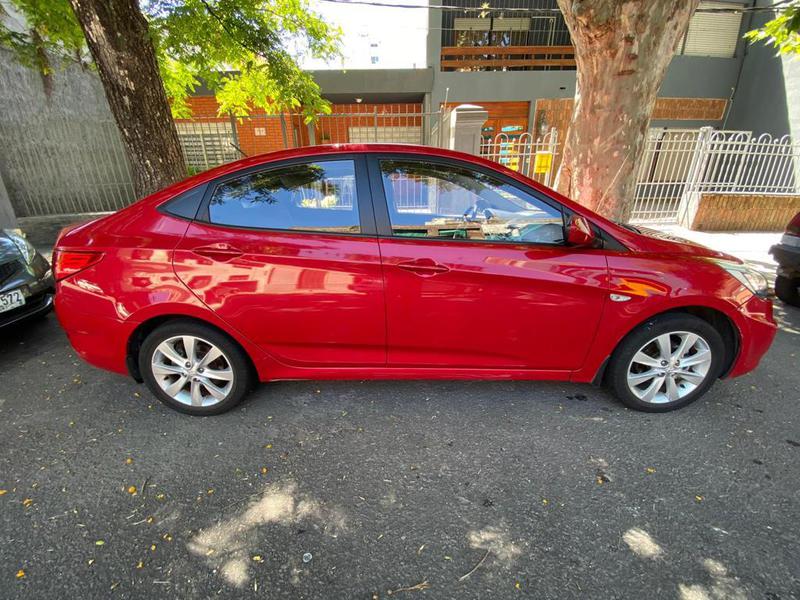 Hyundai Accent • 2016 • 30,048 km 1