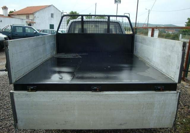 Toyota Hilux • 1995 • 200,000 km 6