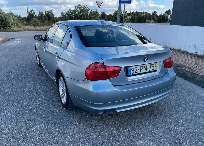 BMW 3 Series • 2010 • 270,000 km 4