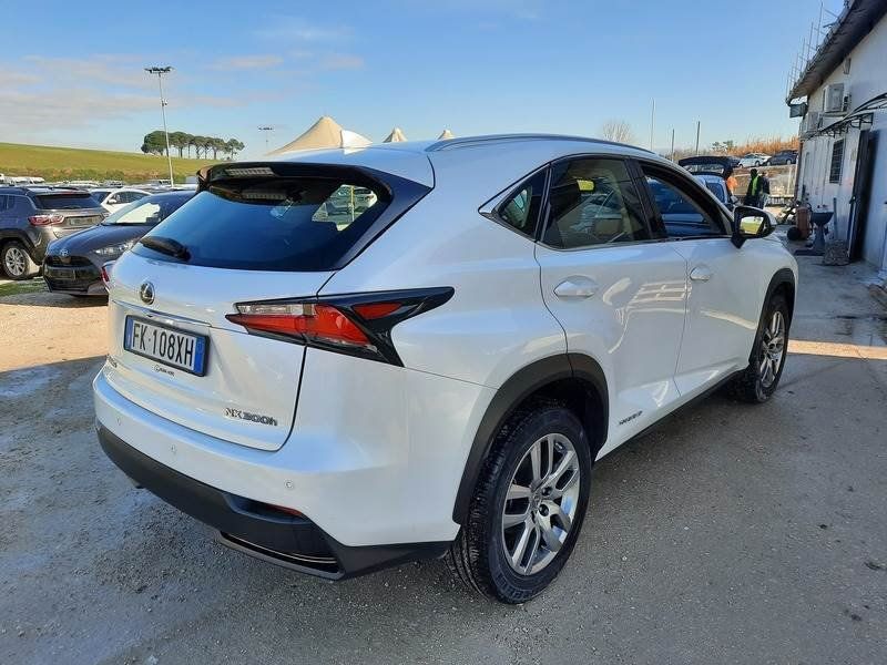 Lexus NX • 2017 • 122,657 km 2