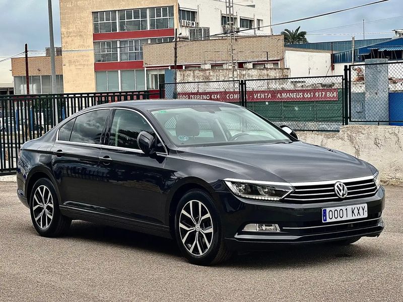 Volkswagen Passat • 2019 • 94,000 km 4