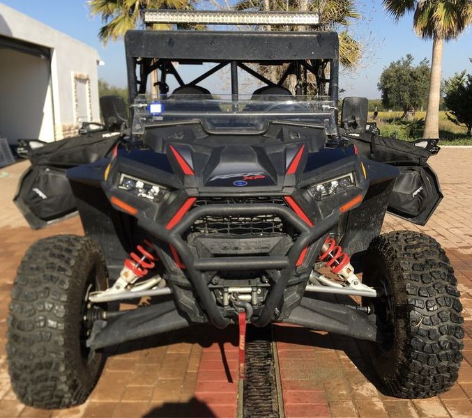 Polaris rzr xp 1000 eps • 2019 • 2,000 km 1