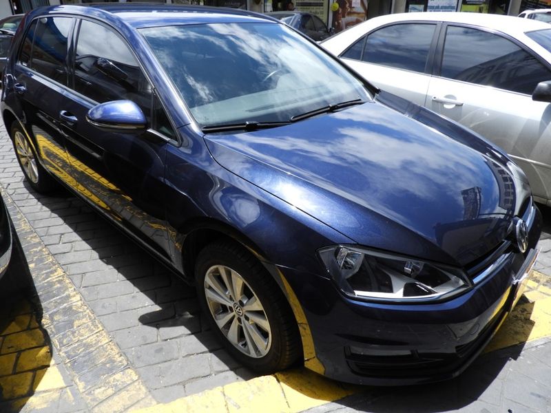 Volkswagen Golf • 2017 • 85,000 km 4