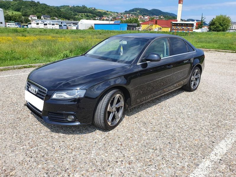 Audi A4 • 2009 • 198,360 km 3