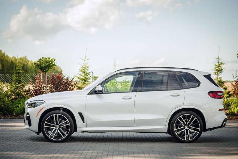 BMW X5 • 2019 • 71,000 km 1