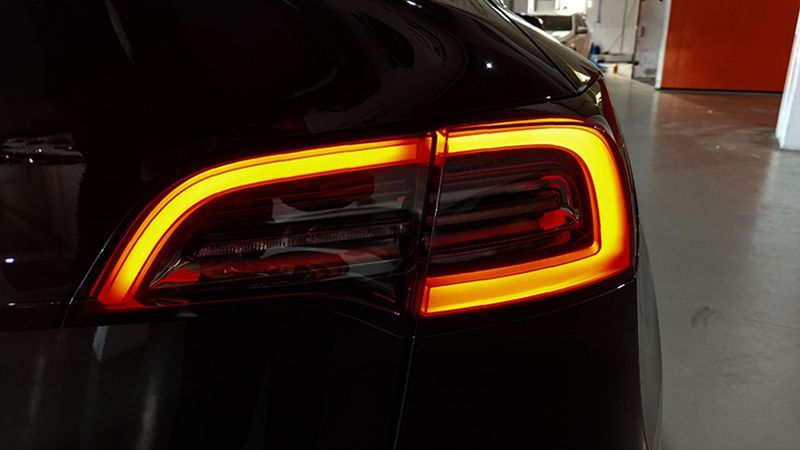 Tesla Model Y • 2023 • 46,686 km 12