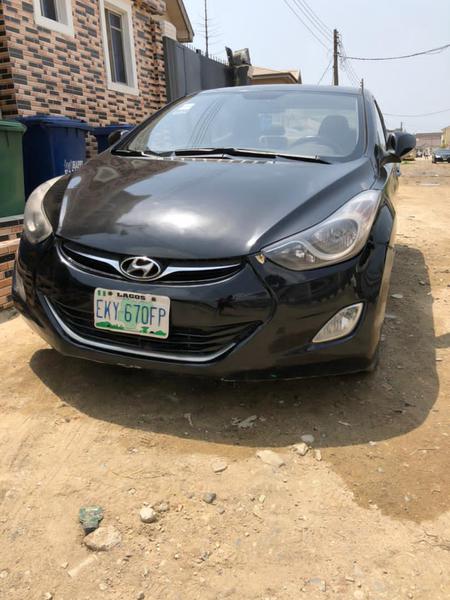 Hyundai Elantra • 2013 • 125,000 km 5