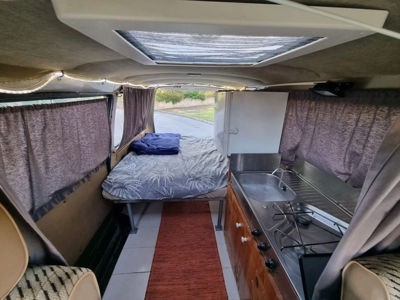 Toyota Hiace • 1989 • 216,000 km 8