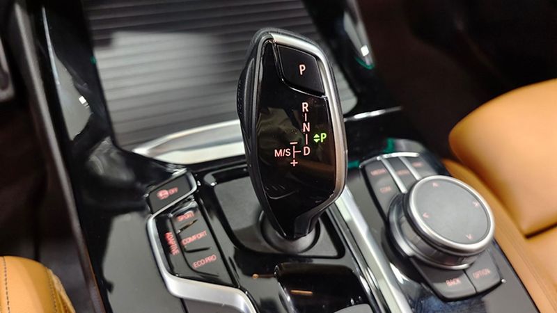 BMW X3 • 2021 • 39,997 km 9