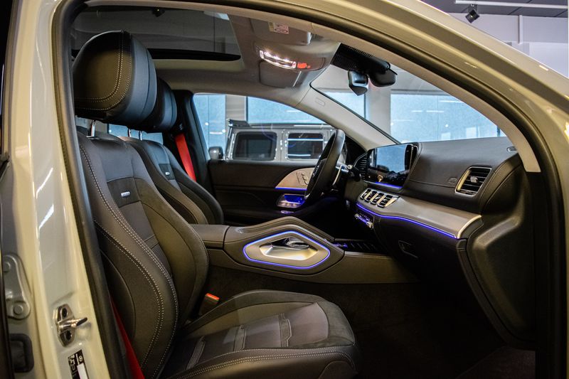 Mercedes-Benz GLE • 2024 • 900 km 3