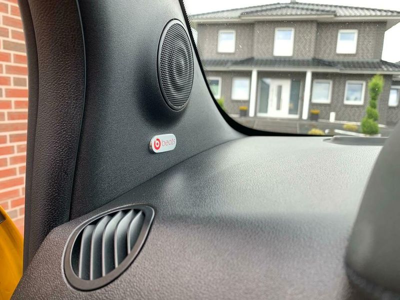 Fiat 500 • 2016 • 64,000 km 4