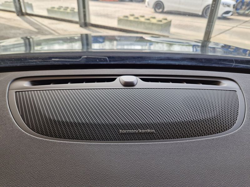 Volvo V60 • 2021 • 60,376 km 7