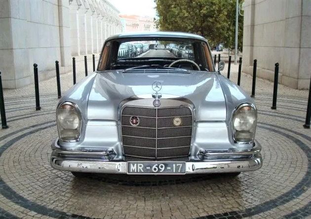 Mercedes-Benz 200 - 300 • 1965 • 53,000 km 1