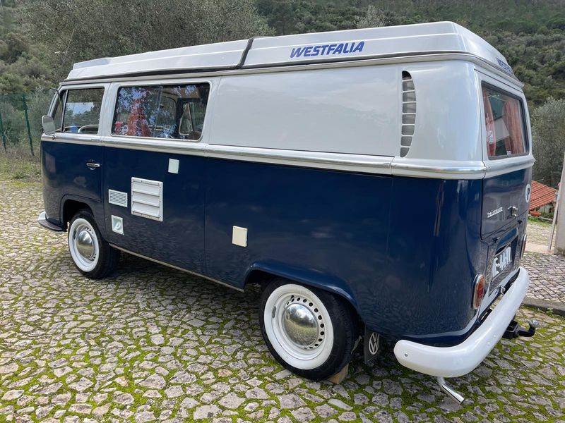 Volkswagen T4 Caravelle • 1971 • 64,000 km 8