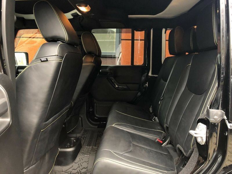 Jeep Wrangler • 2017 • 81,000 km 4