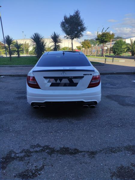 Mercedes-Benz C • 2014 • 103,000 km 3