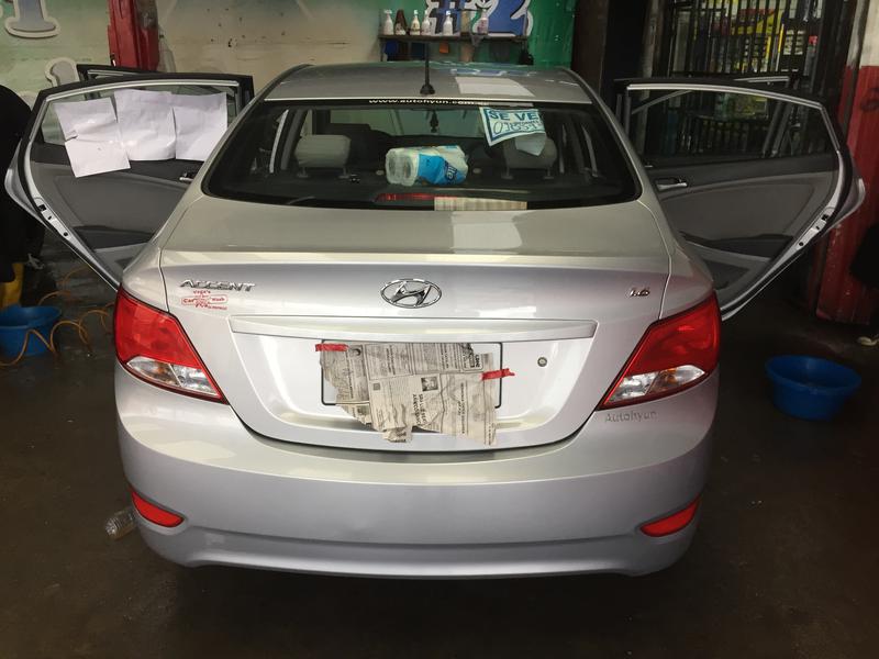Hyundai Accent • 2017 • 35,000 km 6