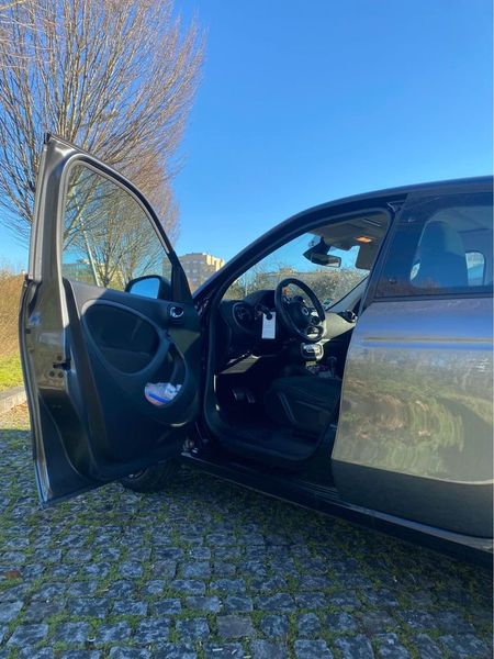 Smart Forfour • 2019 • 87,000 km 4