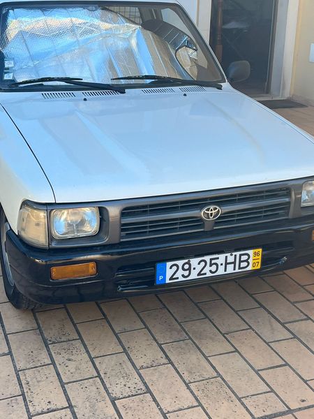 Toyota Hilux • 1996 • 399,000 km 4
