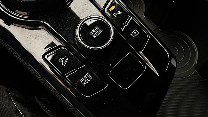 Kia Sportage • 2023 • 75,422 km 9