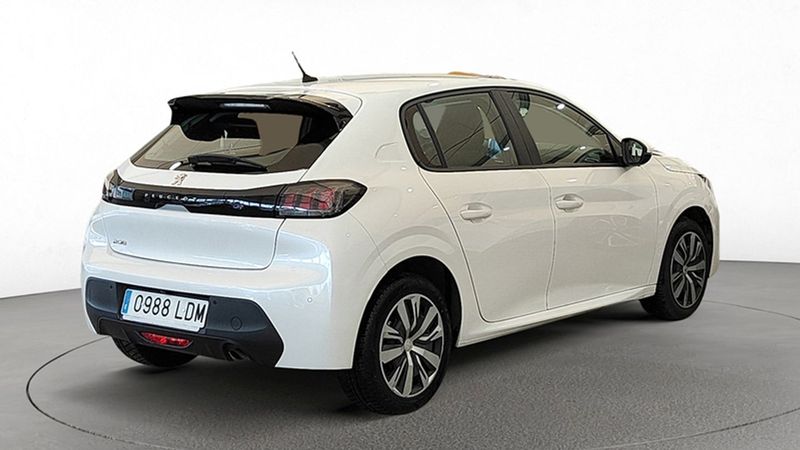 Peugeot 308 • 2007 • 109,969 km 3