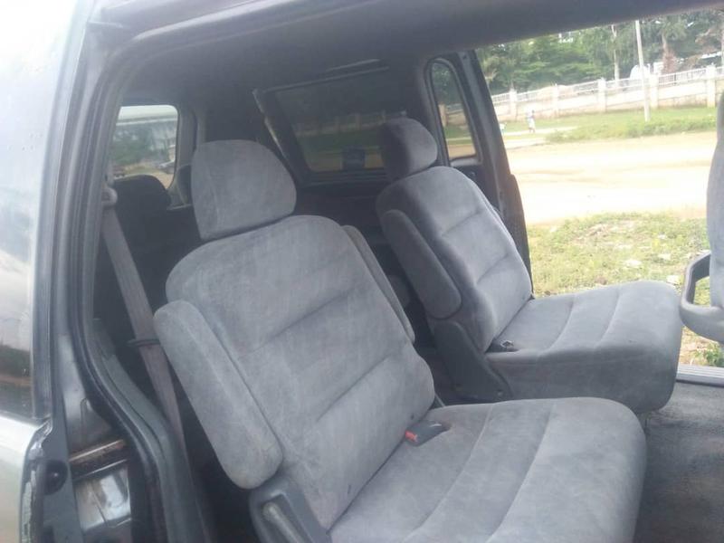 Honda Pilot • 2003 • 100,000 km 13