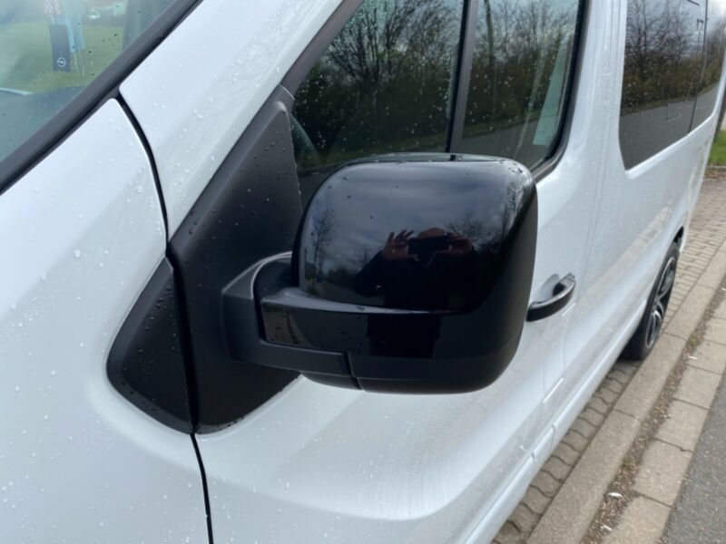 Opel Vivaro • 2018 • 104,000 km 15