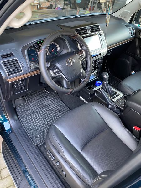 Toyota Land Cruiser • 2019 • 62,000 km 5