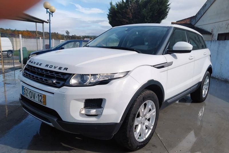 Land Rover Range Rover • 2014 • 179,999 km 4