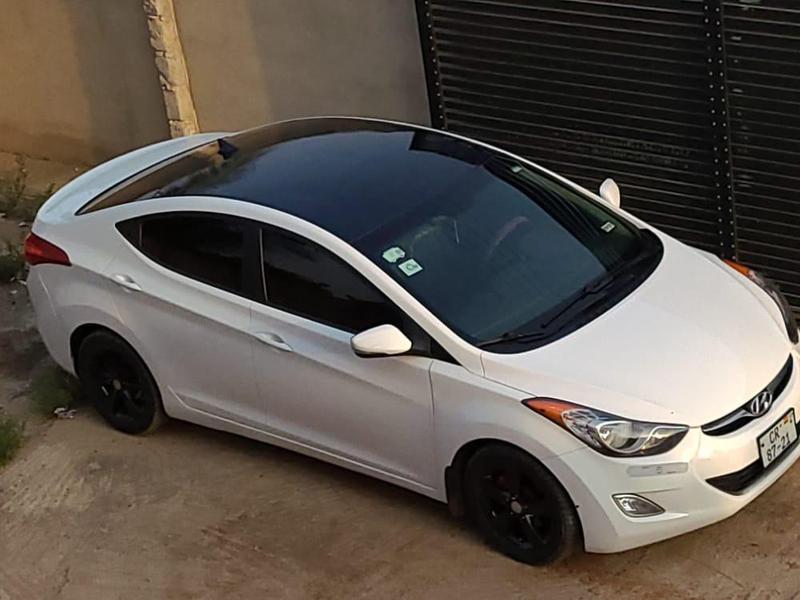 Hyundai Elantra • 2012 • 51,684 km 11