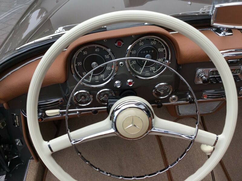 Mercedes-Benz 190 • 1961 • 25,790 km 16