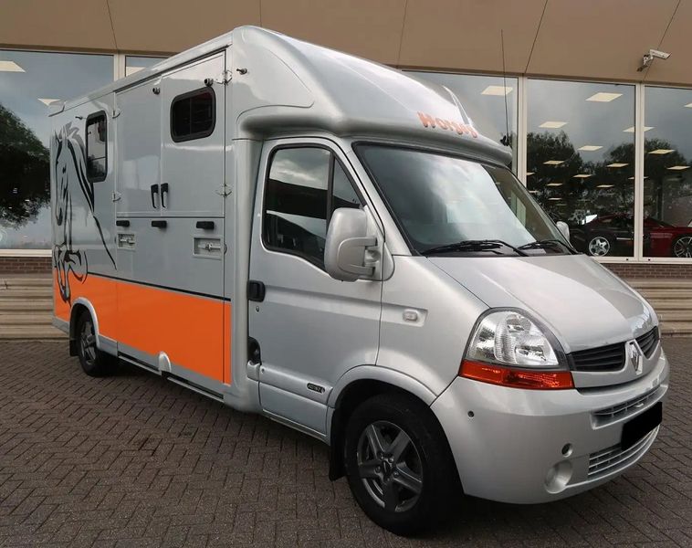 Renault Master • 2011 • 208,000 km 6
