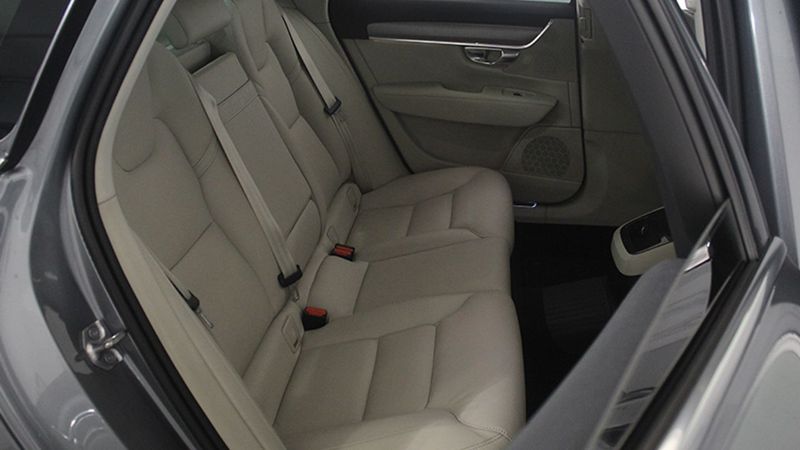 Volvo S90 • 2019 • 134,300 km 10