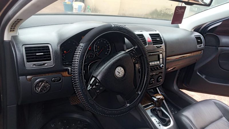 Volkswagen Jetta • 2006 • 16,800 km 5