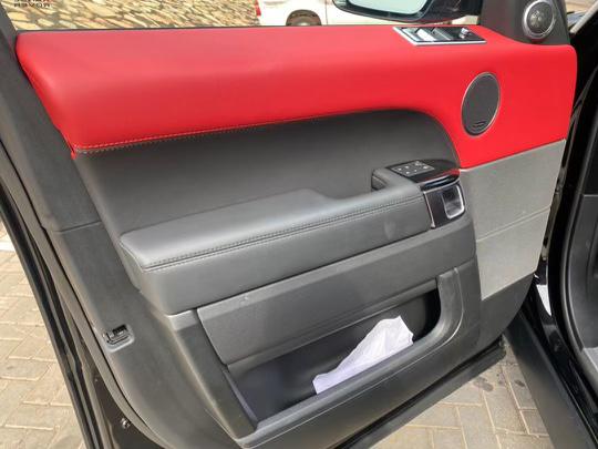 Land Rover Range Rover Sport • 2019 • 1,136 km 6