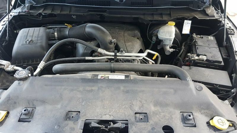 Dodge Ram Pickup 1500 • 2013 • 110,000 km 5