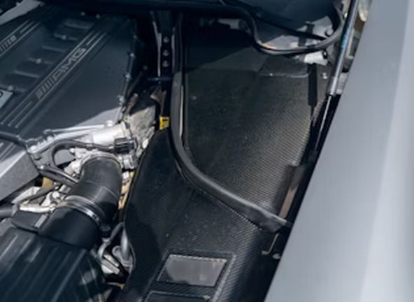 Mercedes-Benz SLS AMG GT • 2013 • 70,000 km 45