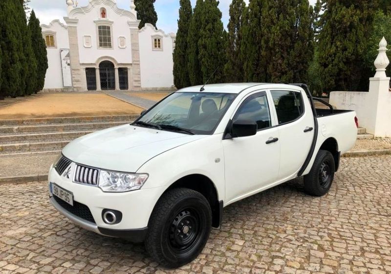 Mitsubishi L200 • 2010 • 30,712 km 8
