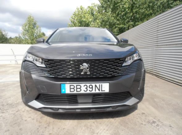 Peugeot 3008 • 2021 • 30,800 km 1