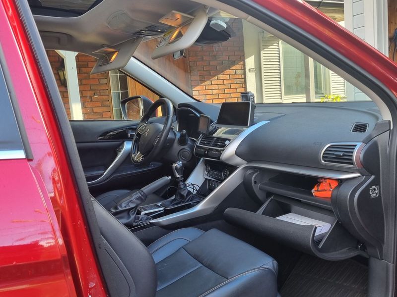 Mitsubishi Eclipse Cross • 2018 • 49,450 km 4