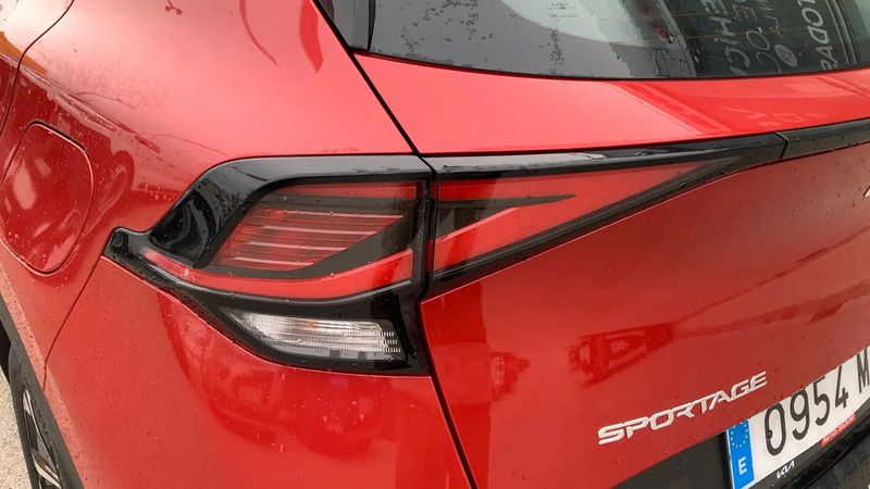 Kia Sportage • 2023 • 17,531 km 8