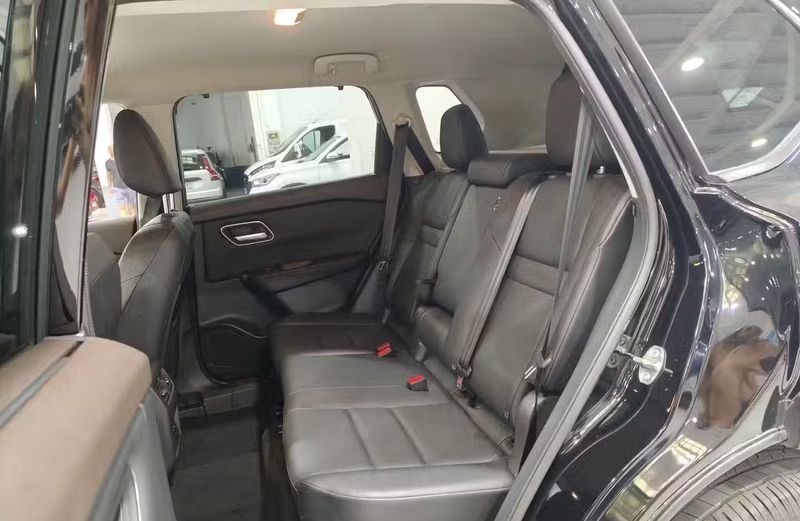 Nissan X-Trail • 2023 • 3,336 km 8